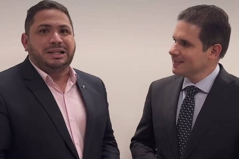 Nomeação de “Júnior do Peixe” volta a gerar polêmica e expõe Hugo Motta e outros políticos paraibanos em reportagem nacional