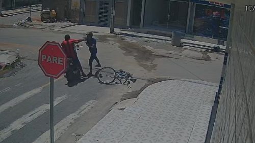 APARECIDA TENTATIVA DE HOMICIDIO