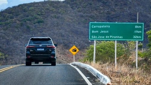 estrada nazarezinho-carapateria